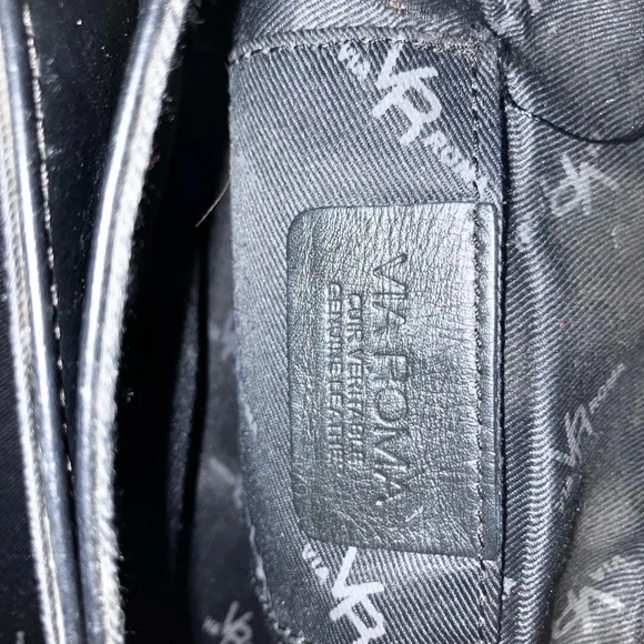 Via Roma Crossbody Bag - Picture 2 of 3